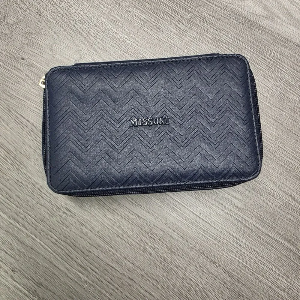 Missoni x Delta Navy Dark Blue One Business Class Cosmetics Makeup Travel Case